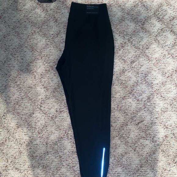 Men's Black Lululemon Surge Joggers - NWT Size XL - Picture 2 of 5